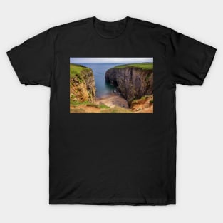 Box Bay, Pembrokeshire T-Shirt